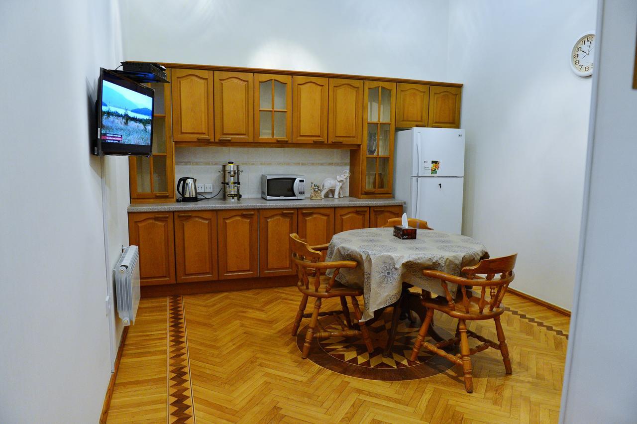 Baku Home Hostel Экстерьер фото